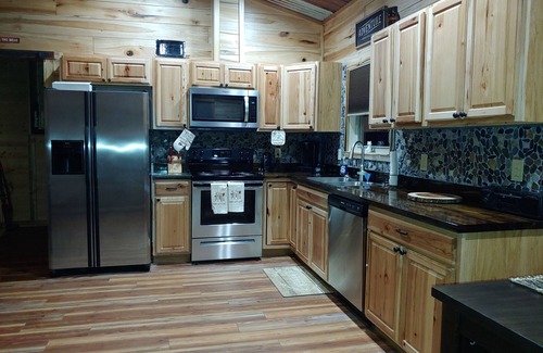 Brevard House | Pet-Friendly Carson Creek Rentals Hideout - Rated 10/10!