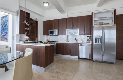 Castillogrande Apartment | Colonial Oasis in Cartagena: Pet-Friendly with Spa Access