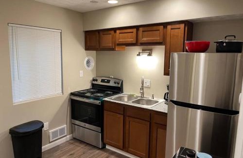 Norwood Apartment | Ideal Carter #6 Two Bedroom Apartment Near Xavier