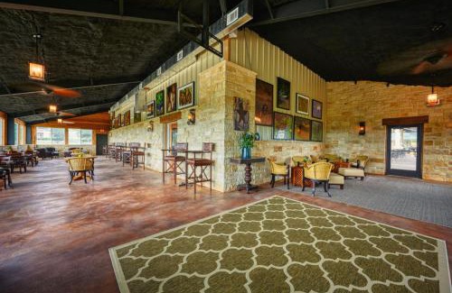 Johnson City Resort | Carter Creek Winery Resort & Spa: Top-Rated Getaway Awaits