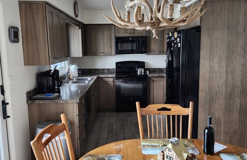 Drummond House | Carter's Getaway: Scenic Drummond Island Retreat Awaits
