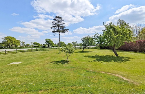 Birdham Cottage | Modern Carthagena Flat in Birdham - Ideal for Couples