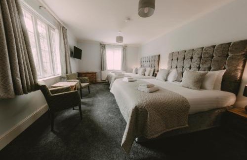 Merthyr Tydfil House | Experience Cartref: Relaxing Spa & Family-Friendly Dining