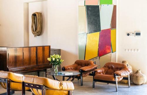 Carvalhal Benfeito House | Experience Cas'Amaro: Oceanfront Retreat with Top Amenities