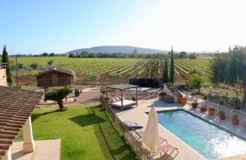 Sencelles Villa | Top-Rated Cas Coix: Pool, Spa & Jacuzzi Paradise