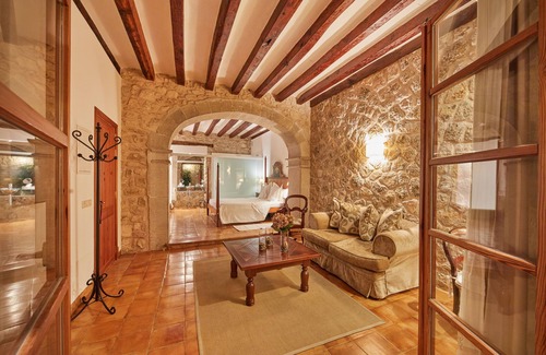 Lloseta Hotel | Relax at Cas Comte Suites & Spa - Adults Only Retreat
