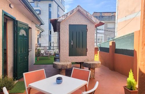 Redondela Apartment | Family-Friendly Getaway at Casa África y Ramona