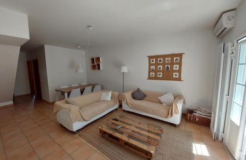 Castro Marim House | Inviting Casa Água & Sal with Oceanfront Pool and Breakfast