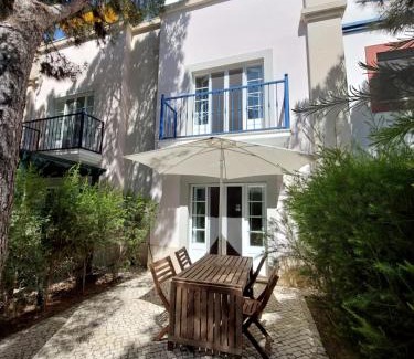 Castro Marim House | Inviting Casa Água & Sal with Oceanfront Pool and Breakfast
