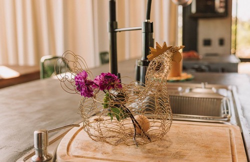 Alto Paraiso de Goias House | Discover CASA ÔNIX: Guest Rated 10/10 with Spa & Dining
