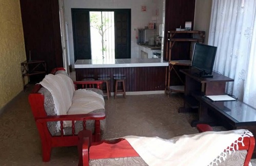 Solemar House | Beachfront Casa for 10 with Ocean Views and Great Amenities