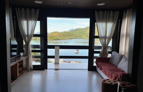Itanema House | Scenic Casa with Ocean View in Itanema, Angra dos Reis