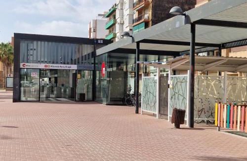 Alboraya House | Inviting Casa Metro Alboraya Valencia - Pet and Child Friendly