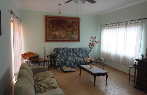 Jardim Casablanca House | Ideal Beachside Retreat: Casa 200m da Praia for Families