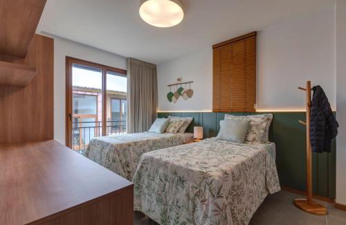 Mucuge House | Beautiful Casa 21 da Vila Beija Flor with Ocean Views