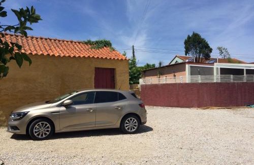 Cacia Bed & Breakfast | Exceptional Stay at Casa 3 Águias - Family-Friendly Retreat