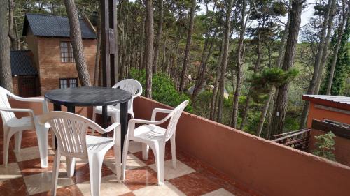 Mar Azul House | Cozy Casa Just 2 Blocks from the Beach - Rated 10/10