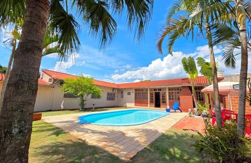 Foz do Iguacu House | Casa 3 suítes 5km das Cataratas