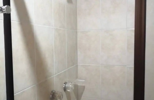 Guayabal Apartment | Budget-Friendly CASA 4 with Spa and Family Amenities
