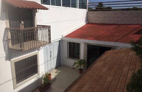 Xcumpich House | Spacious Casa with Kitchen, Steps from Plaza Galerias