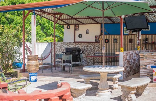 Tarcoles House | Enjoy a Family Getaway at Casa with Pool and Game Room