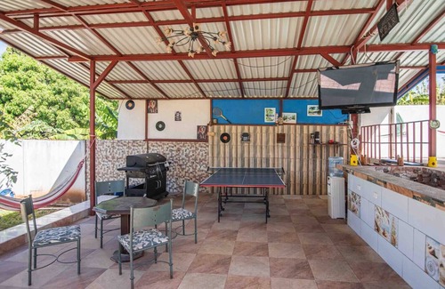 Tarcoles House | Enjoy a Family Getaway at Casa with Pool and Game Room