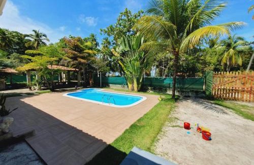 Gamela House | Ideal Getaway: Casa with Pool in Tranquil Aver-o-mar