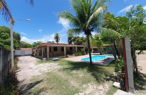 Gamela House | Ideal Getaway: Casa with Pool in Tranquil Aver-o-mar
