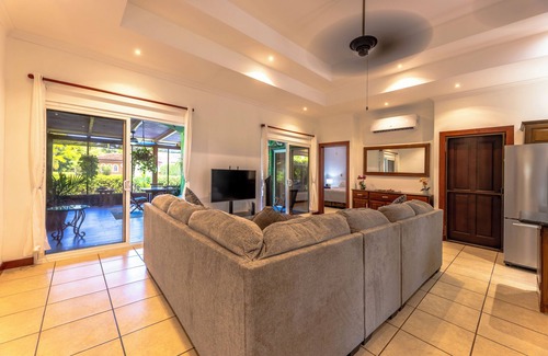 Bejuco House | Casa 81 - Private community house with pool
