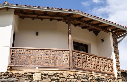 Doade House | Pet and Child Friendly Haven at Casa Añolo - Rated 9.4/10
