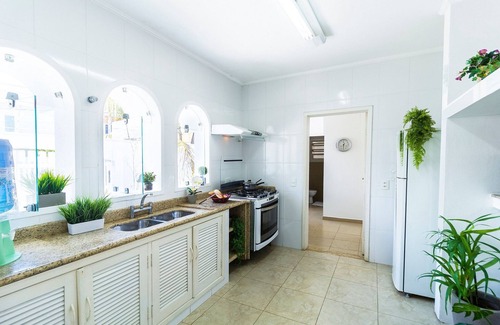 Cibratel I House | Cozy Casa Steps from the Beach with Family-Friendly Amenities
