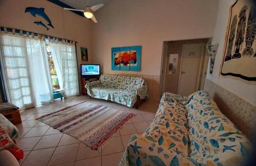 Palhoca House | Discover Casa Praia da Pinheira: Steps from the Beach