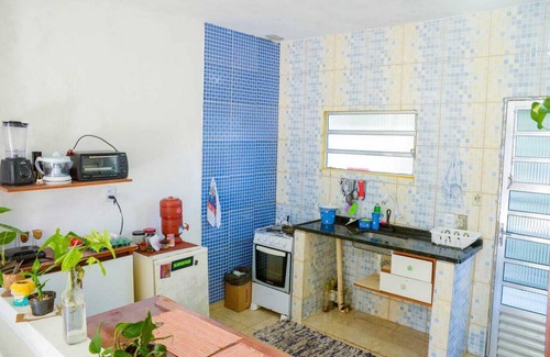 Massaguacu House | Cozy Getaway Steps from Massaguaçu Beach for Families
