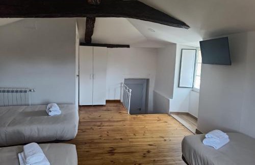 O Pino House | CASA A CALLE: Exceptional Stay with Family-Friendly Amenities