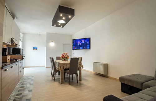 Torricella Apartment | Pet-Friendly Oceanfront Retreat: Casa Vacanza A&F