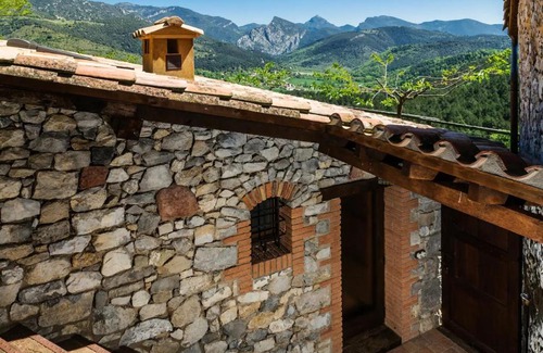 Montagut House | Experience Casa a la Natura: Family-Friendly Getaway