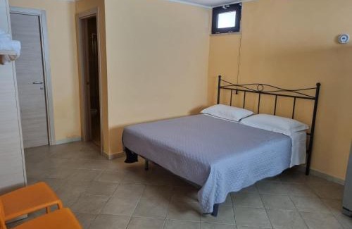 Mondragone Bed & Breakfast | Pet-Friendly F.lli Piscitelli B&b with Ocean Views
