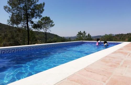 Silves Villa | Casa-Alfarobeira-villa-with-splendid-views-and-private-pool-for-4P-baby