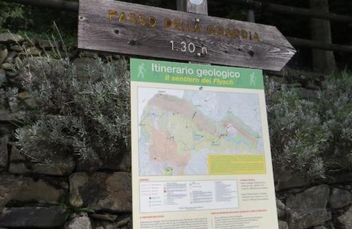 Realdo Apartment | Pet-Friendly Retreat at Casa a Verdeggia - Rated 9.9/10