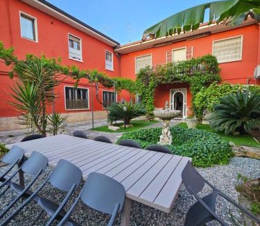 Borgo Milano Apartment | Casa a Verona - giardino e 3 posti auto in cortile