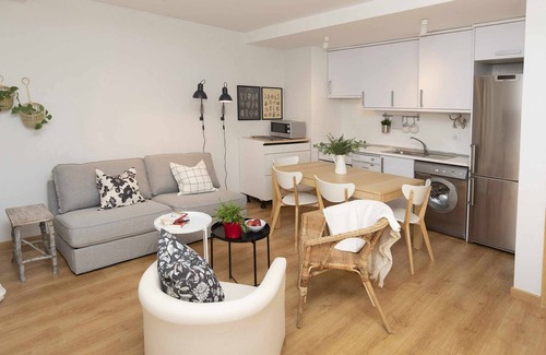Panticosa Apartment | Family-Friendly Stay at Casa Abedul by Bevalle