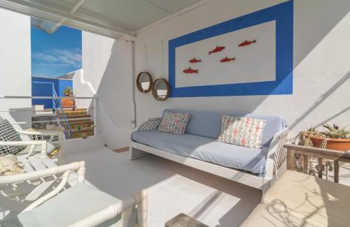 Portocolom Ski Chalet | Inviting Casa Acogedora with Ocean View & Breakfast