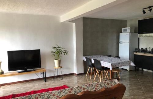 Chacara Paraiso House | Cozy Retreat with Beautiful Views, 5 Min from the Center