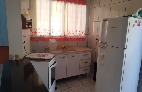 Londrina House | Cozy Casa Aconchegante with Garage and Family-Friendly Amenities