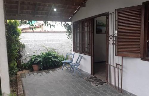 Estufa I House | Cozy Beachside Retreat with Ocean Views & Pet-Friendly Perks