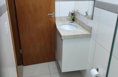 Londrina House | Cozy Retreat Near Uel with Pet-Friendly Amenities