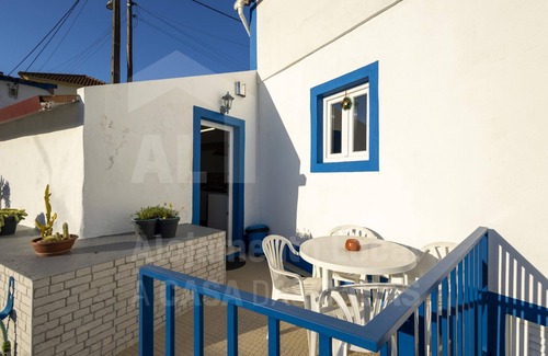 Ericeira House | Relax at Casa Aconchego: Spa, Breakfast & Family-Friendly