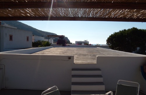 Piscita Villa | Casa Ada: Oceanfront Retreat with Spa and Pet-Friendly Amenities