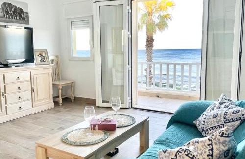 Villaricos Apartment | Casa ADA: Oceanfront Retreat with Private Beach Access