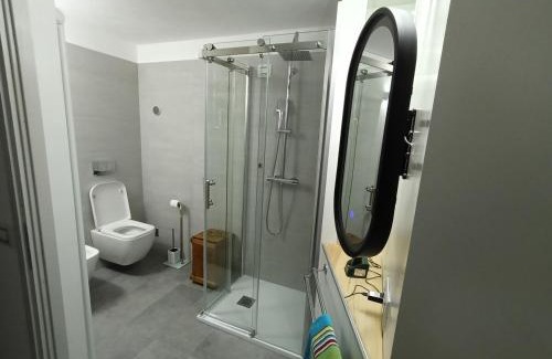 San Giacomo Filippo House | Casa Adamossi Lombardini